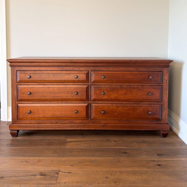 Florentino Solid Wood Dresser | Classic Handcrafted Bedroom Dresser 01-02