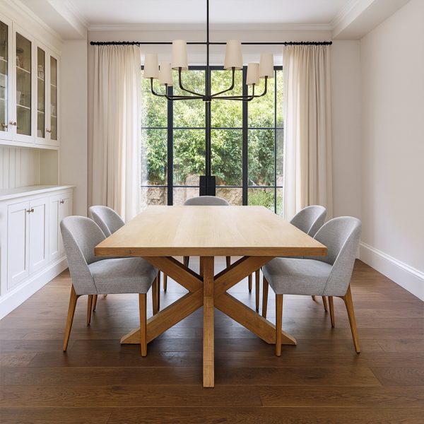 Leka Modern Solid Wood Dining Table – Extendable Table 06-01