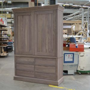 Custom Cabinets 189