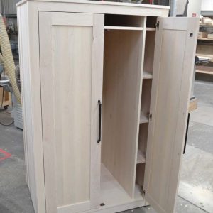 Custom Cabinets 143